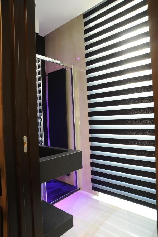 Muro Torto Suite - Struttura Sanificata Giornalmente Con Ozono E Prodotti Specifici Conformi Al Decalogo Del Ministero Salute - Personale Sottoposto A Test Sierologico Periodicamente Foggia Ngoại thất bức ảnh