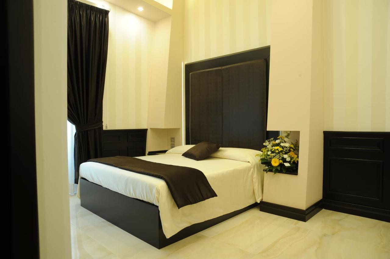 Muro Torto Suite - Struttura Sanificata Giornalmente Con Ozono E Prodotti Specifici Conformi Al Decalogo Del Ministero Salute - Personale Sottoposto A Test Sierologico Periodicamente Foggia Ngoại thất bức ảnh