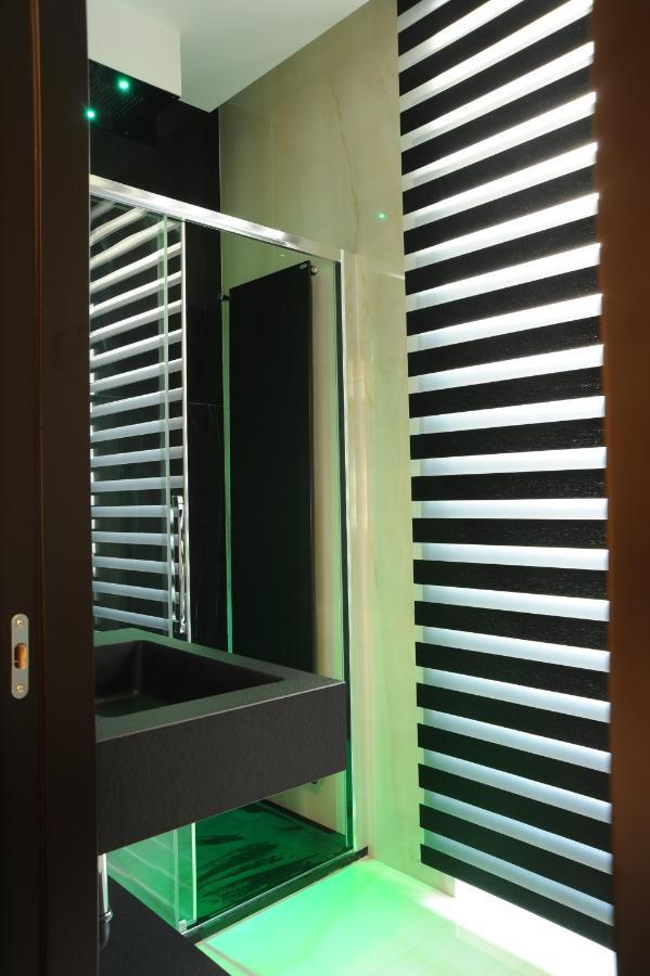 Muro Torto Suite - Struttura Sanificata Giornalmente Con Ozono E Prodotti Specifici Conformi Al Decalogo Del Ministero Salute - Personale Sottoposto A Test Sierologico Periodicamente Foggia Ngoại thất bức ảnh